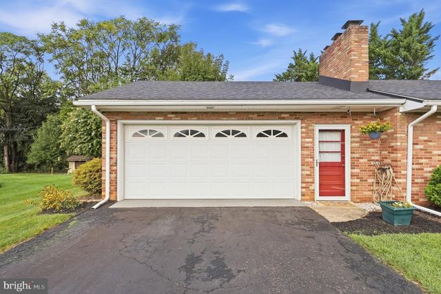 24 SPRINGFIELD LN, Williamsport, MD 21795