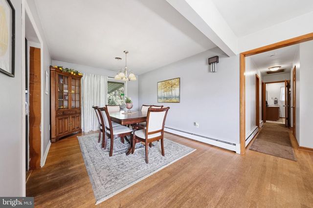 24 SPRINGFIELD LN, Williamsport, MD 21795