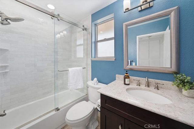 27200 Rosemont, Valencia, CA 91354