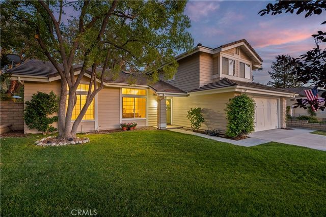 27200 Rosemont, Valencia, CA 91354