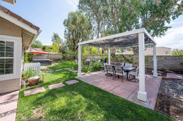 27200 Rosemont, Valencia, CA 91354