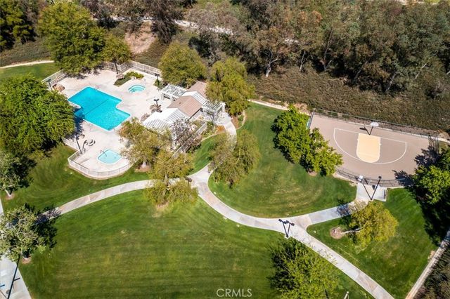 27200 Rosemont, Valencia, CA 91354