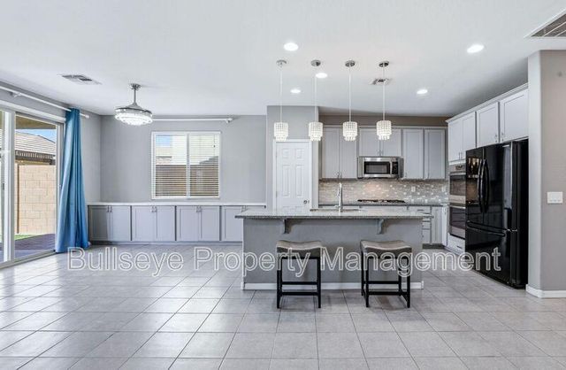 304 N 78th Place, Mesa, AZ 85207