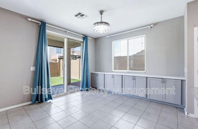 304 N 78th Place, Mesa, AZ 85207