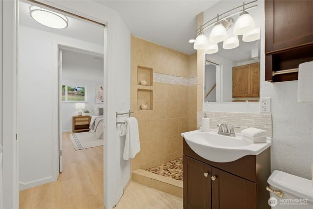 7509 193rd Avenue E, Bonney Lake, WA 98391