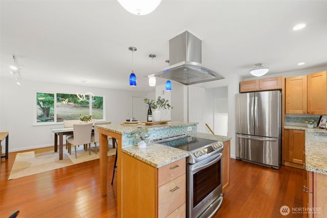7509 193rd Avenue E, Bonney Lake, WA 98391