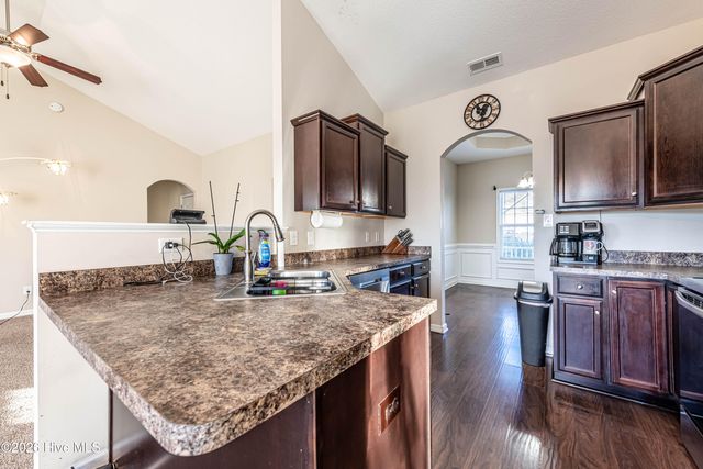 705 Stafford Lane, Jacksonville, NC 28546