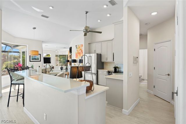 2724 SW 45th ST, Cape Coral, FL 33914