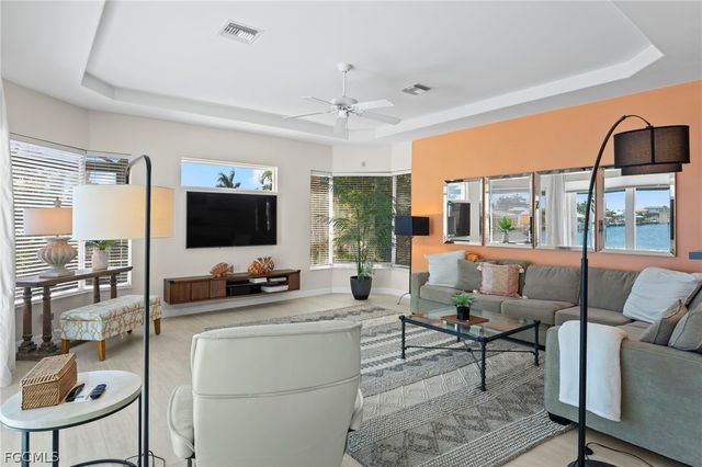 2724 SW 45th ST, Cape Coral, FL 33914