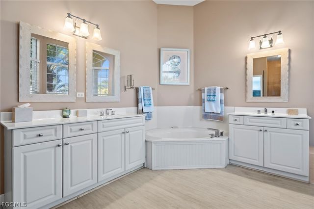 2724 SW 45th ST, Cape Coral, FL 33914