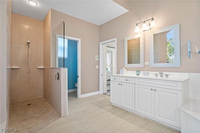 2724 SW 45th ST, Cape Coral, FL 33914