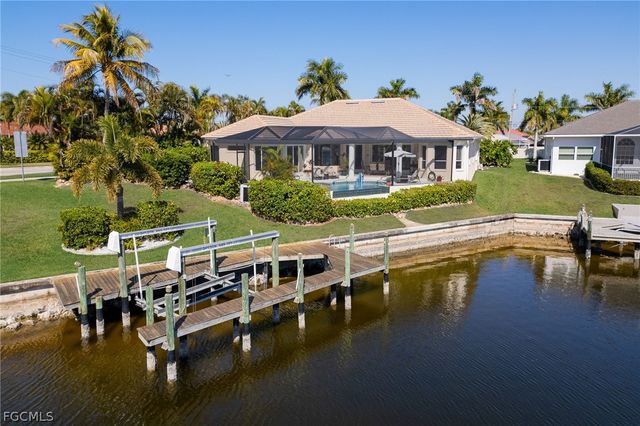 2724 SW 45th ST, Cape Coral, FL 33914