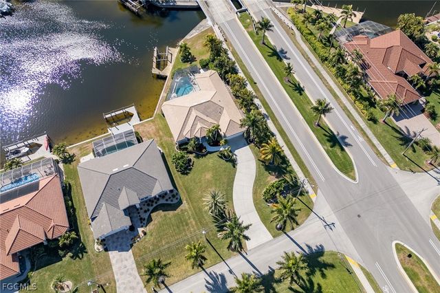 2724 SW 45th ST, Cape Coral, FL 33914