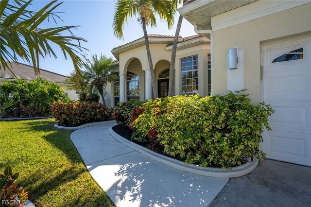 2724 SW 45th ST, Cape Coral, FL 33914