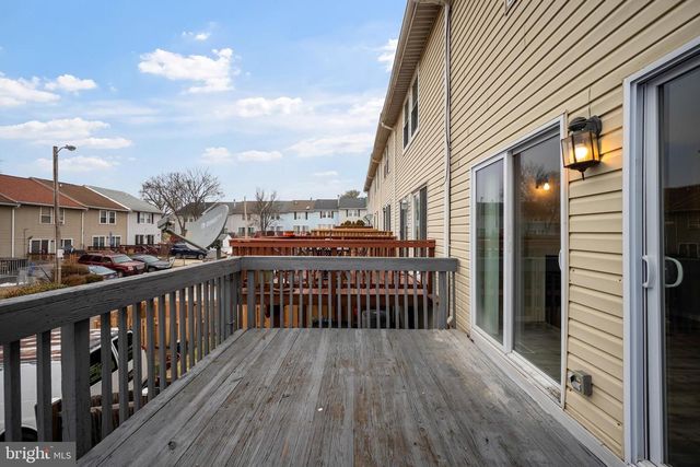 40 COBBER LN, Baltimore, MD 21229