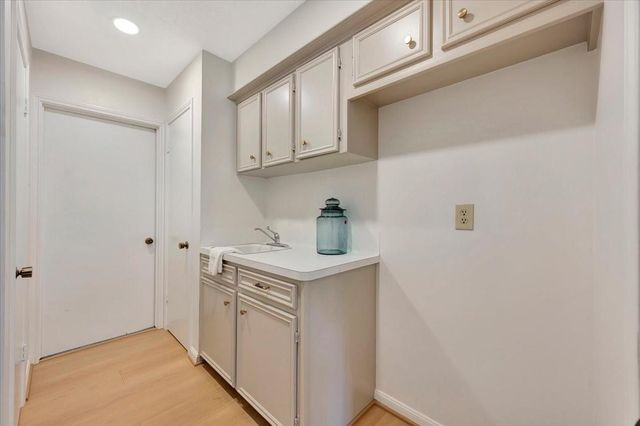 16410 Glenshannon Drive, Houston, TX 77059