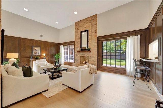 16410 Glenshannon Drive, Houston, TX 77059