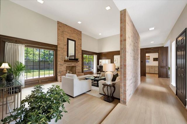 16410 Glenshannon Drive, Houston, TX 77059