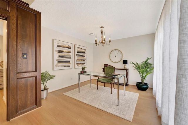 16410 Glenshannon Drive, Houston, TX 77059