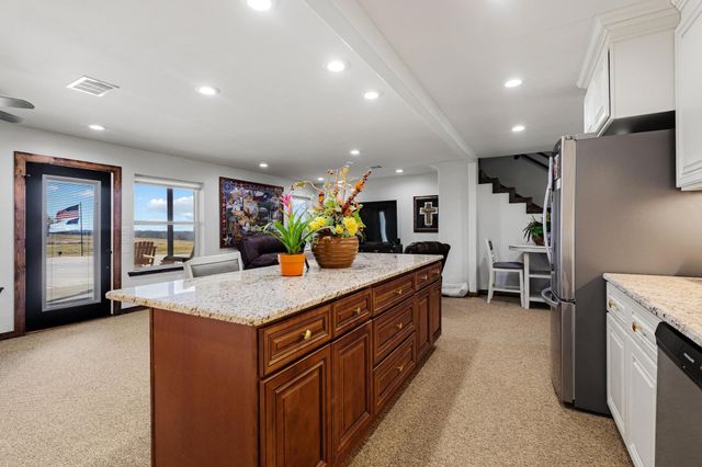 4211 Fm 897, Dodd City, TX 75438