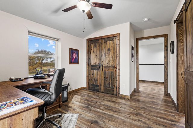 4211 Fm 897, Dodd City, TX 75438