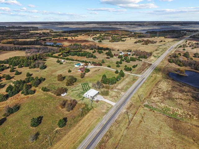 4211 Fm 897, Dodd City, TX 75438