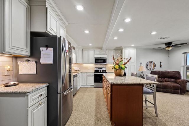 4211 Fm 897, Dodd City, TX 75438