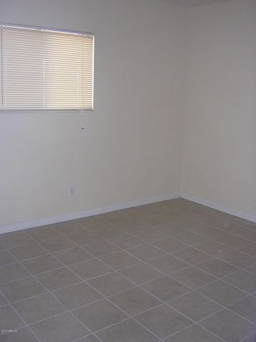 4940 E Holly Street Apt B, Phoenix, AZ 85008