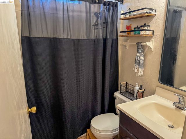 22888 Highland Dr, Twain Harte, CA 95383