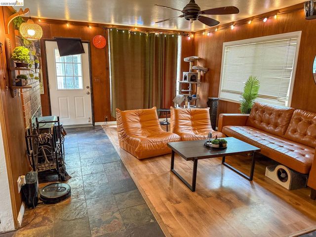 22888 Highland Dr, Twain Harte, CA 95383