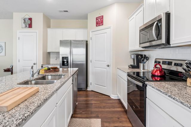 99 Sessile Court, Johnson City, TN 37604