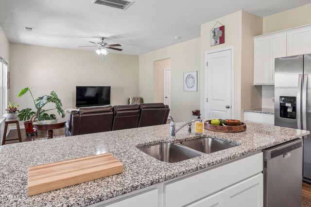 99 Sessile Court, Johnson City, TN 37604