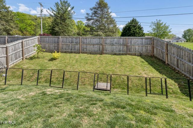 99 Sessile Court, Johnson City, TN 37604