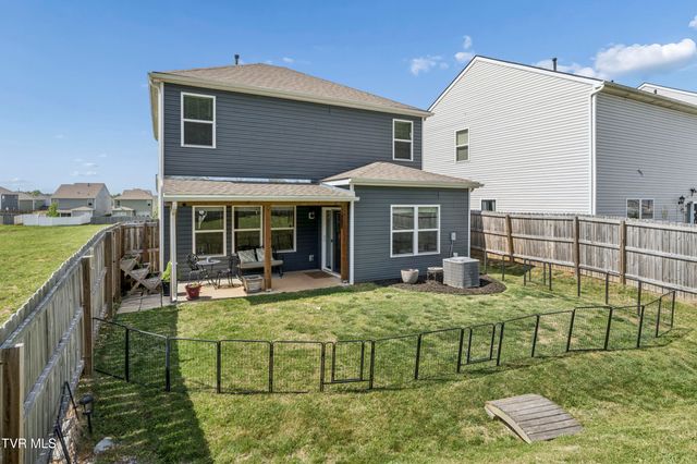 99 Sessile Court, Johnson City, TN 37604