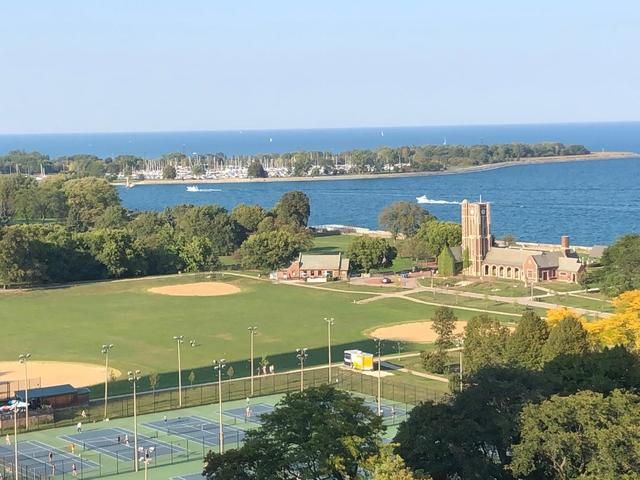 3550 N Lake Shore Drive 2707, Chicago, IL 60657