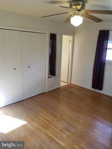 3910 FOREST GROVE DR, Annandale, VA 22003