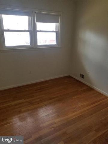 3910 FOREST GROVE DR, Annandale, VA 22003