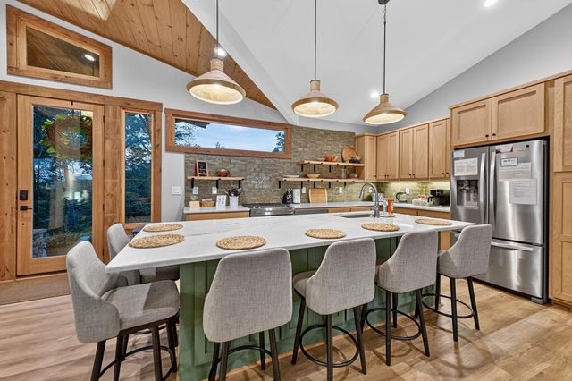 149 Watersong Bluff, Ellijay, GA 30540