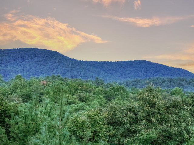 149 Watersong Bluff, Ellijay, GA 30540
