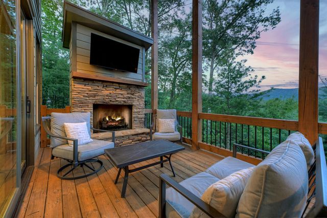149 Watersong Bluff, Ellijay, GA 30540