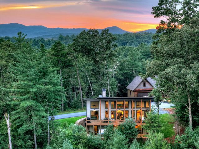 149 Watersong Bluff, Ellijay, GA 30540