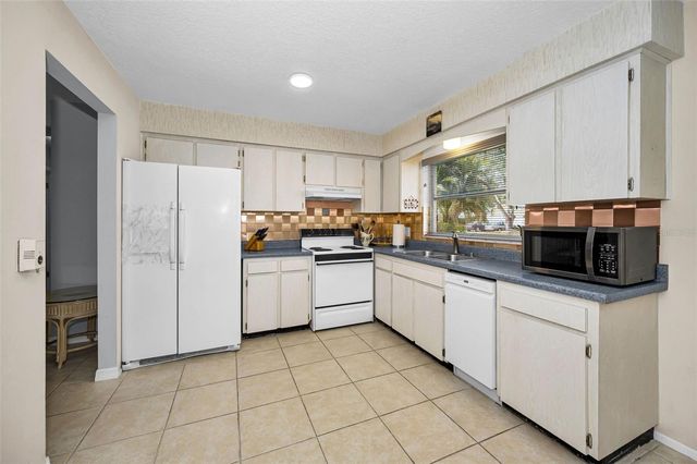 852 OXFORD COURT, Dunedin, FL 34698