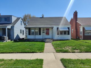 24311 Notre Dame Street, Dearborn, MI 48124