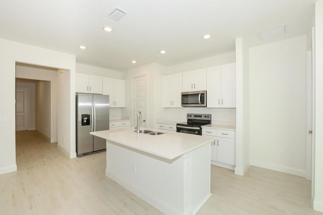 6312 NW Cloverdale Avenue, Port St Lucie, FL 34987