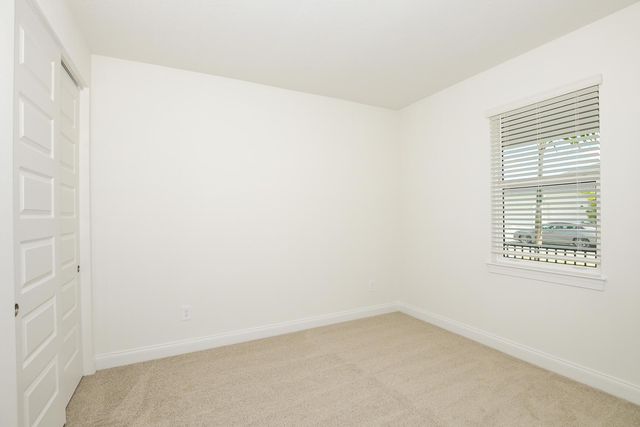 6312 NW Cloverdale Avenue, Port St Lucie, FL 34987