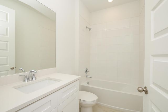 6312 NW Cloverdale Avenue, Port St Lucie, FL 34987