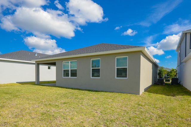 6312 NW Cloverdale Avenue, Port St Lucie, FL 34987