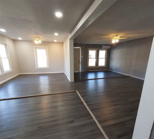 2425 Juanita Drive, Denison, TX 75020