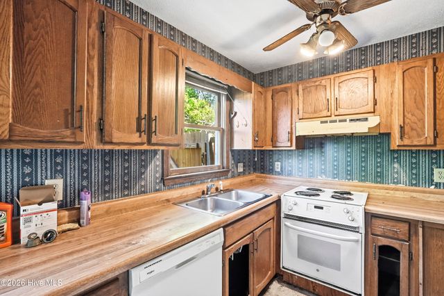 5100 Masonboro Loop Road, Wilmington, NC 28409