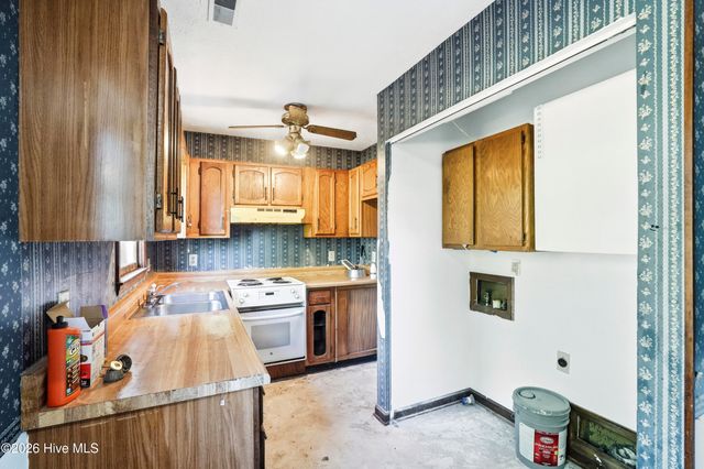 5100 Masonboro Loop Road, Wilmington, NC 28409